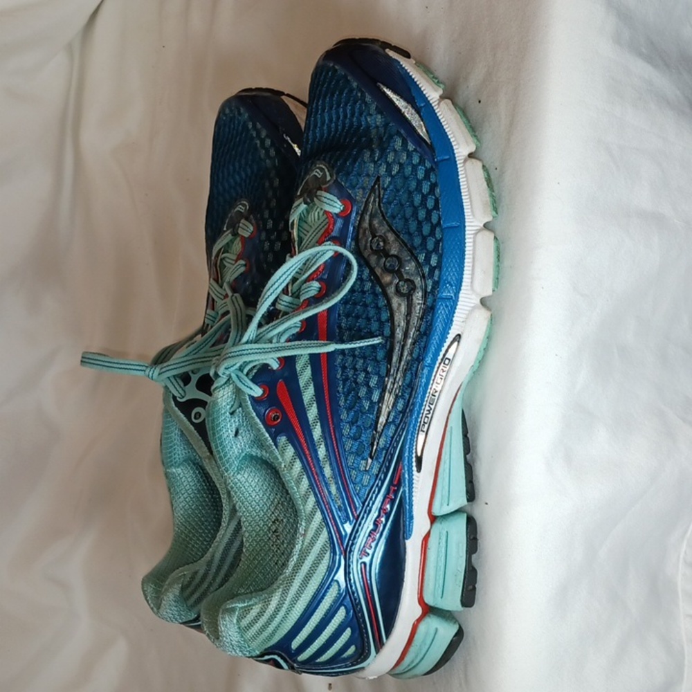 Saucony Triumph 11 Running Shoes